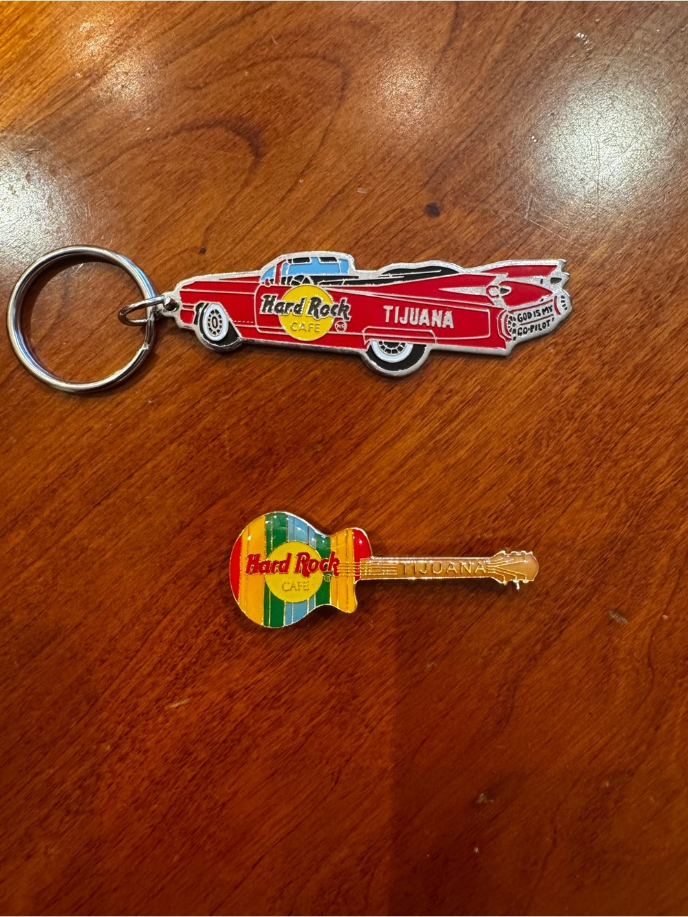 Hard Rock Cafe Keychain &  Guitar Pin - Tijuana